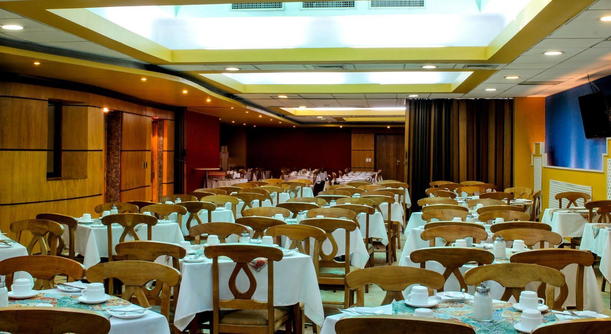 Hotel Libertador Santiago del Cile Esterno foto