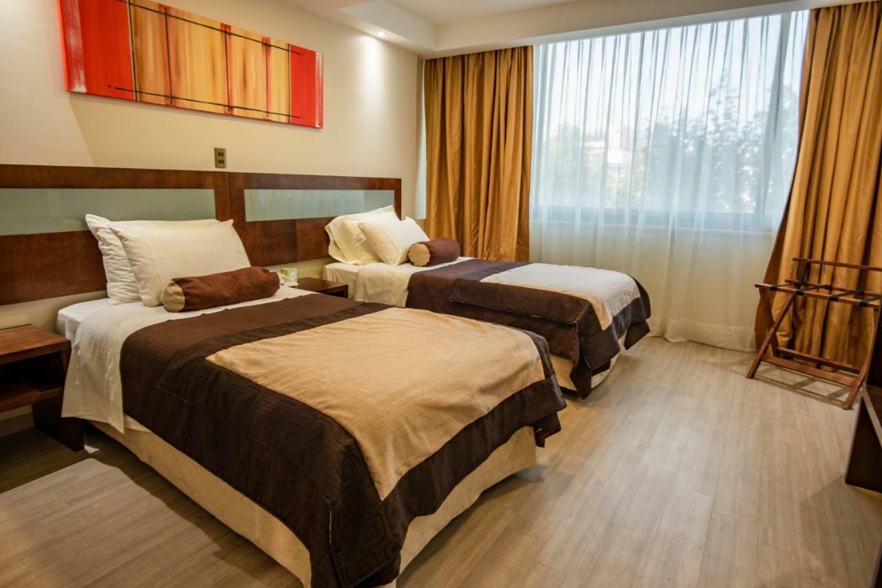 Hotel Libertador Santiago del Cile Esterno foto